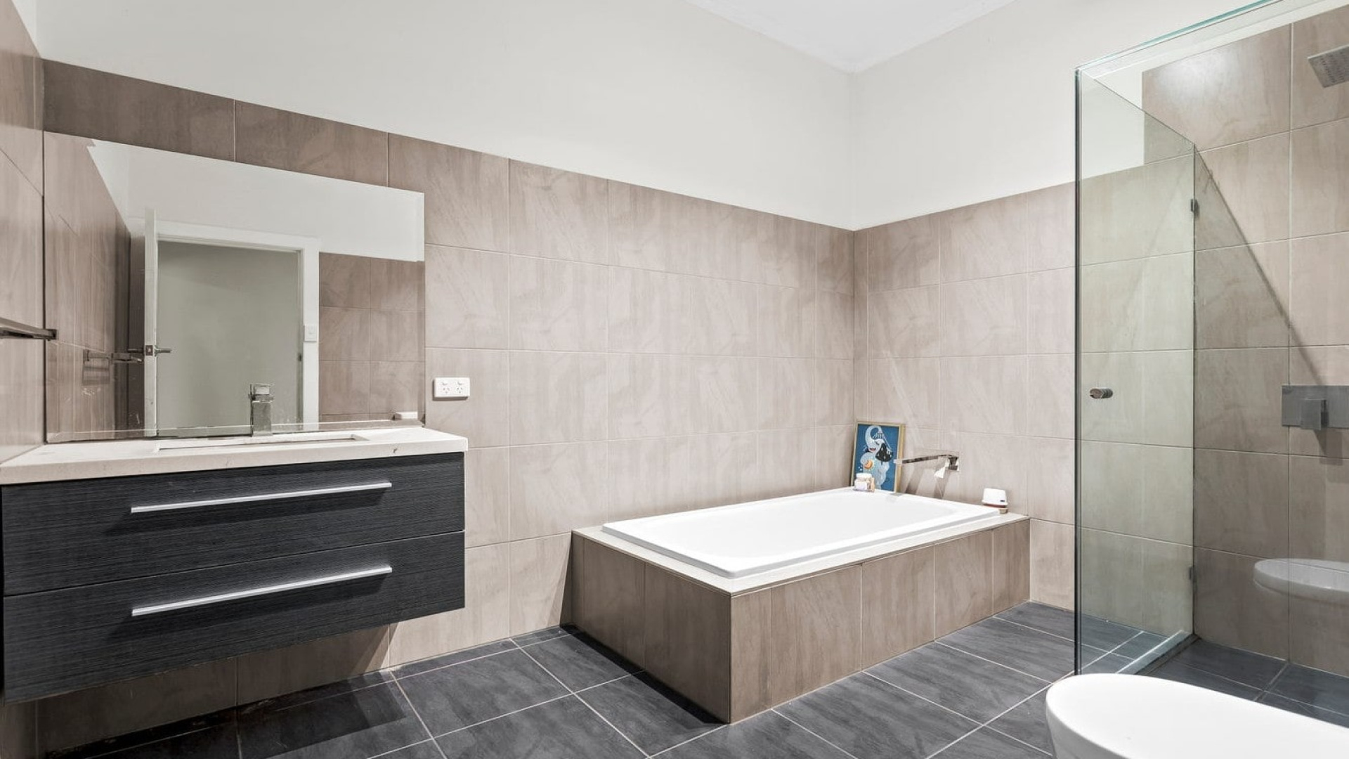 69 Ormond Esplanade, 3 Bedrooms Bedrooms, 0 ,2 BathroomsBathrooms,House,For Sale,69 Ormond Esplanade,0,1016