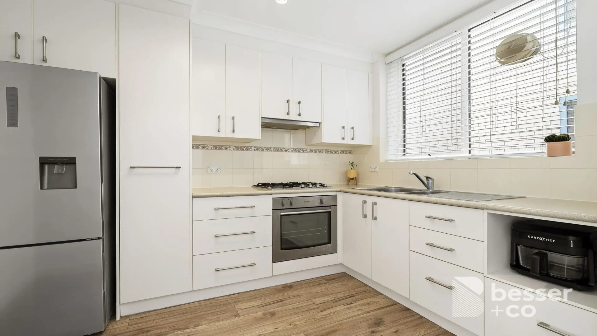 4/66-70 Grosvenor Street, 2 Bedrooms Bedrooms, 8 Rooms Rooms,1 BathroomBathrooms,Apartment,SOLD,4/66-70 Grosvenor Street,0,1005